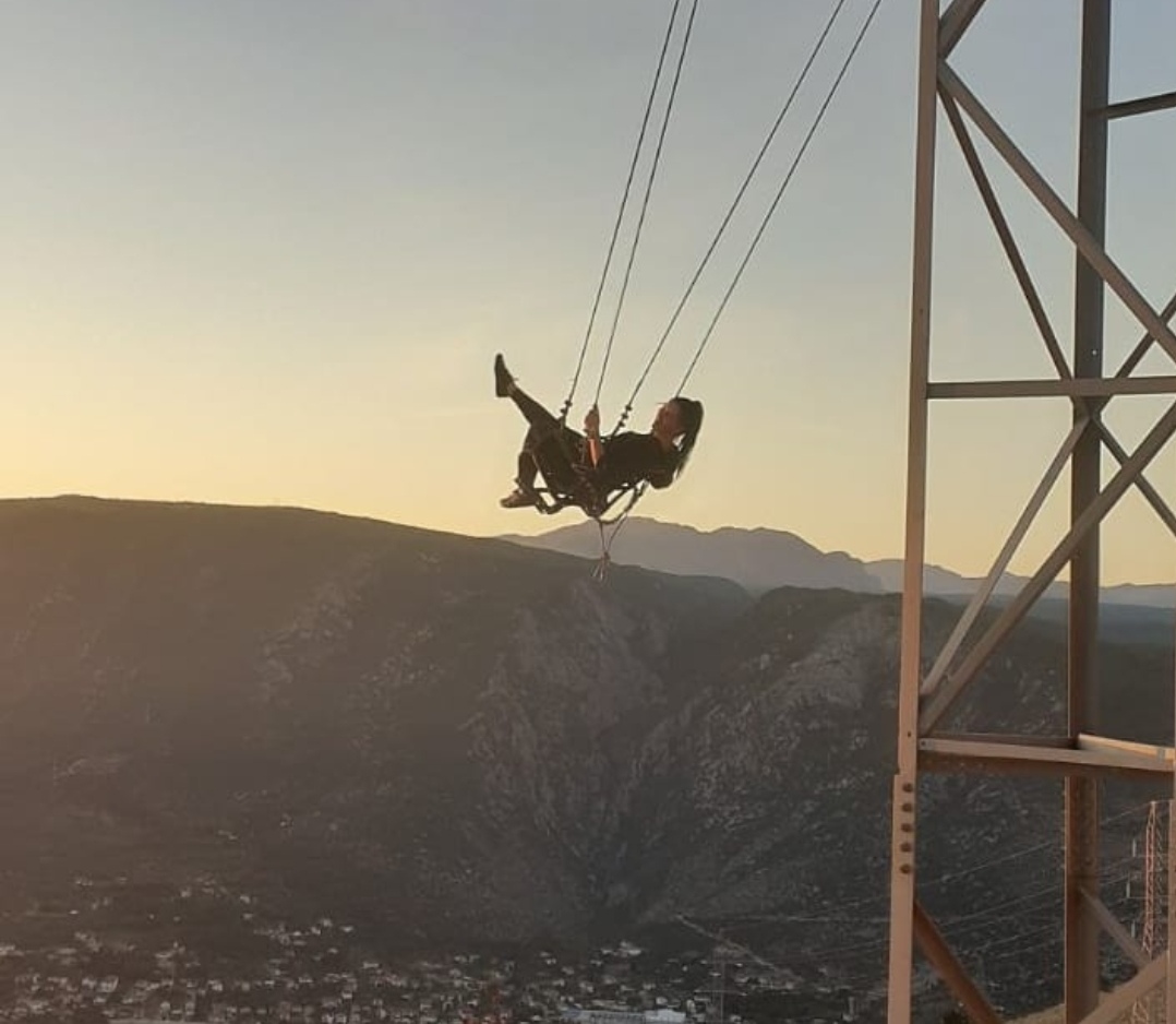 Adrenaliska ljuljačka na Fortici slika