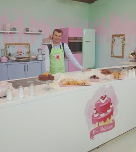 Kuglof koji ima petlju! 🍫🎂 slika