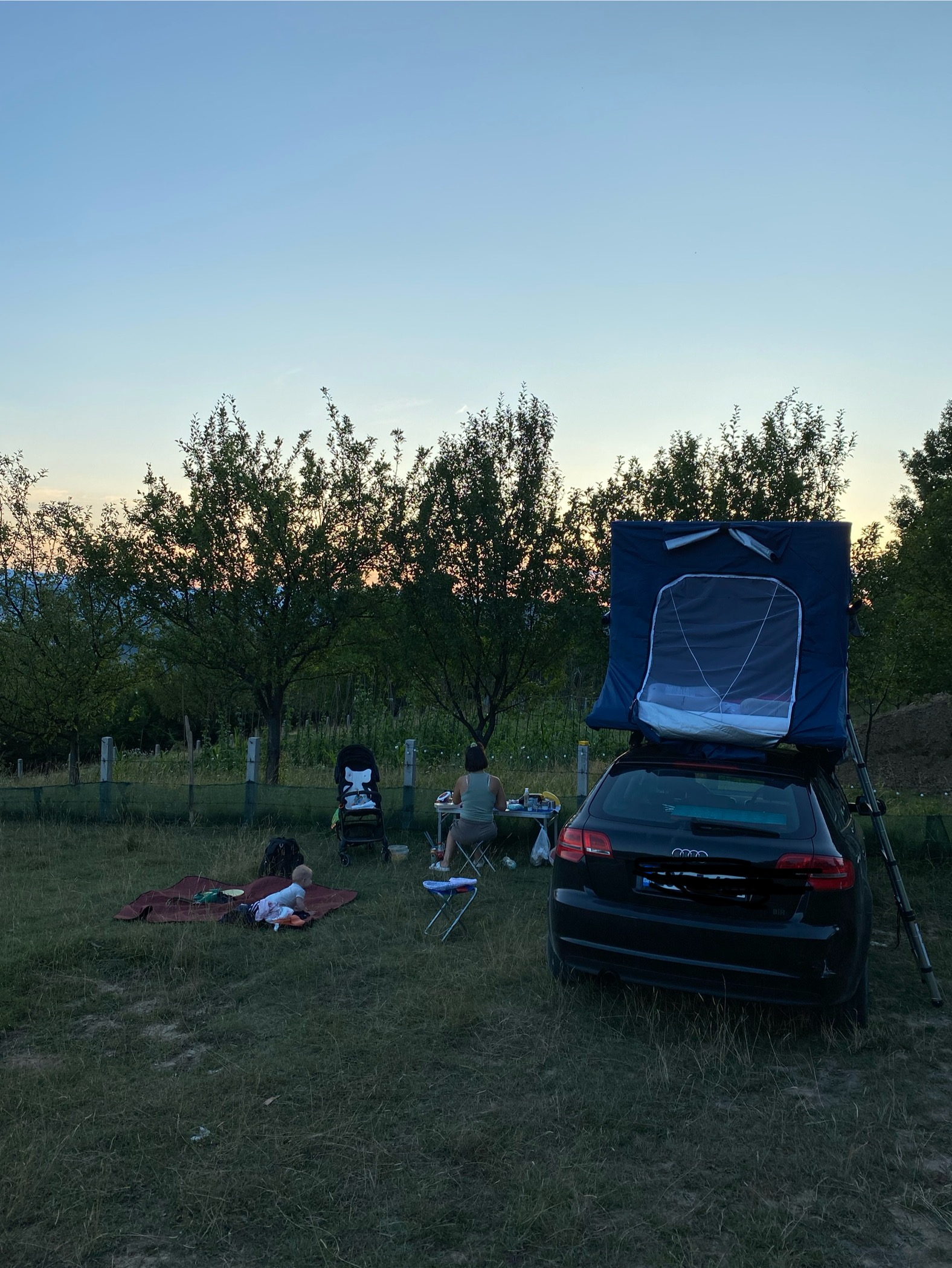 Kampovanje u divljini sa bebom od 7mjeseci slika