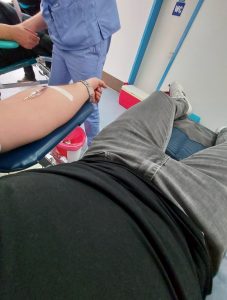 Davati dio sebe da bi i drugi mogli živjeti. 🩸♥️ slika