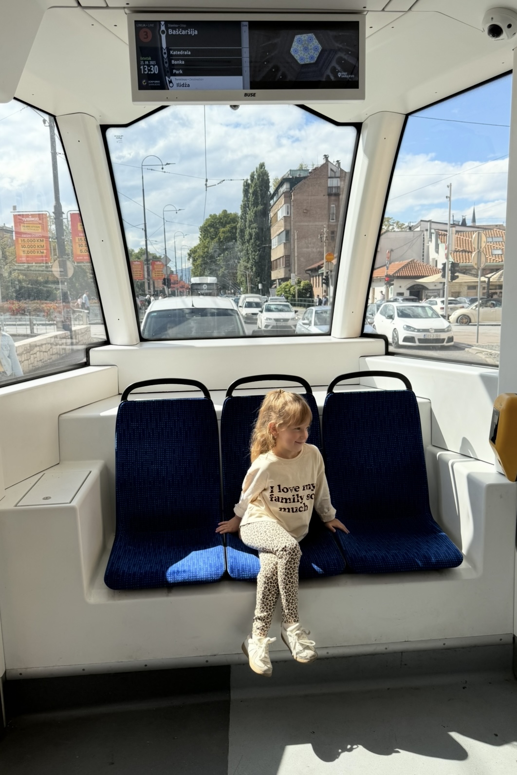 Imam petlju da se sama vozim u tramvaju slika