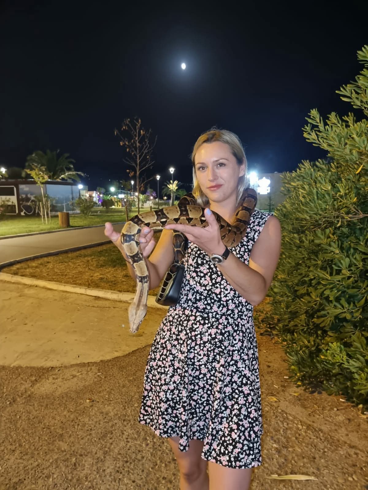 🤯🫣 Fobija od 🐍, ali ipak sam ja veća.🤭 slika