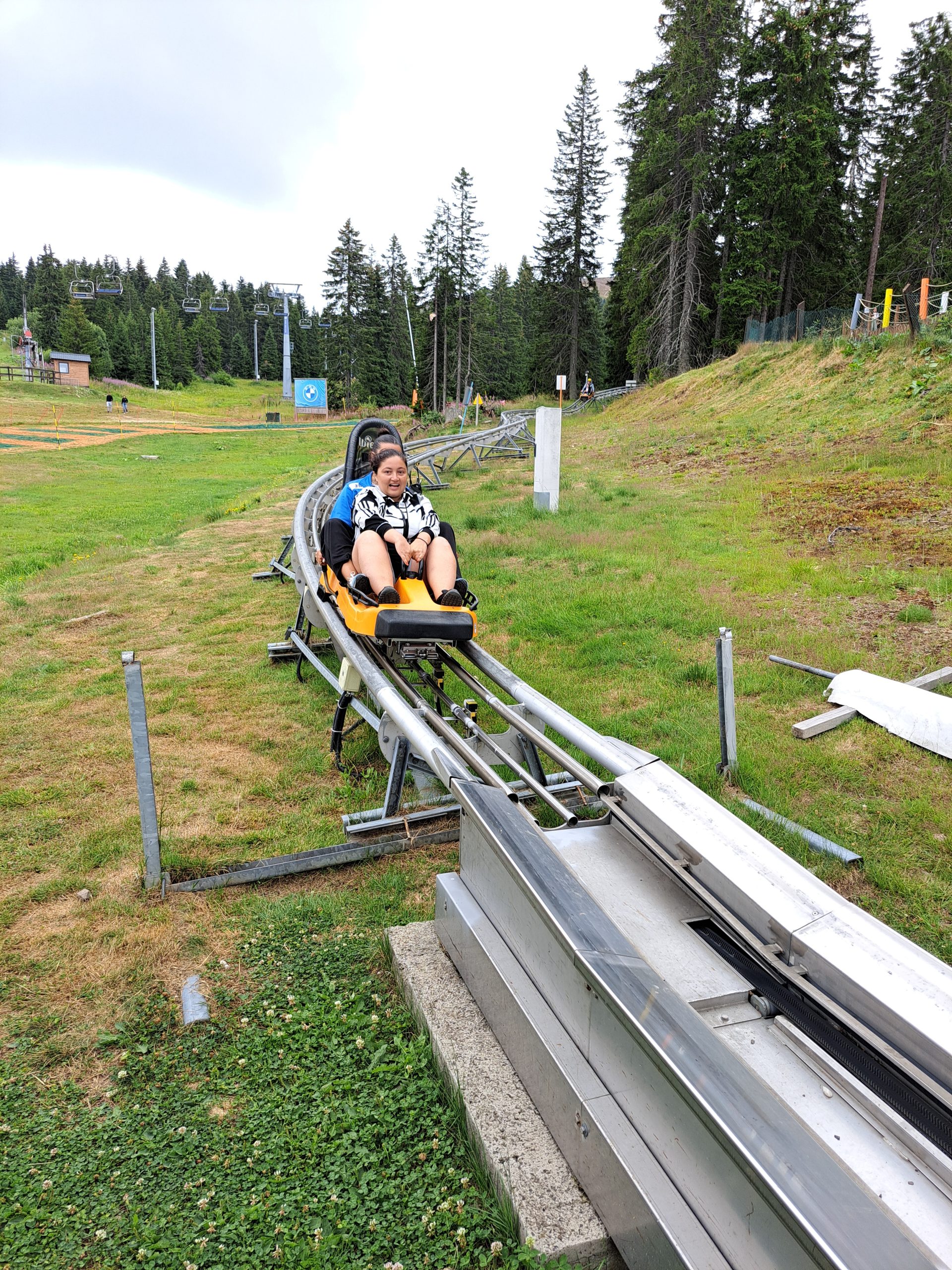 Umrla sam od straha kako brzo ide. Vrištala sam. slika