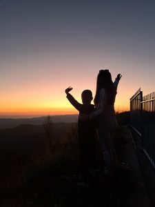 Pješke na 1228 m! Ja i sin od 8 god. na Leotaru. slika